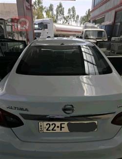 نيسان ألتيما